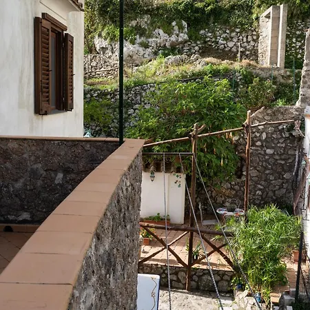 Tenuta Mamma Carmela * Амальфі