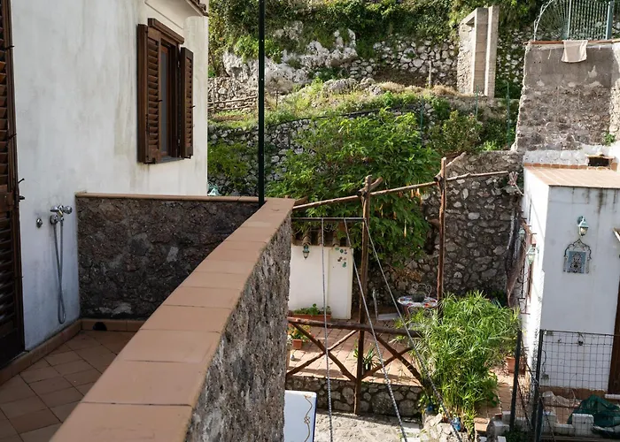 Tenuta Mamma Carmela * Amalfi